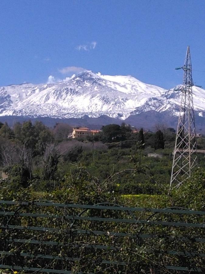Ai Tre Archi Di Tagliaborse Vila Mascali Exterior foto